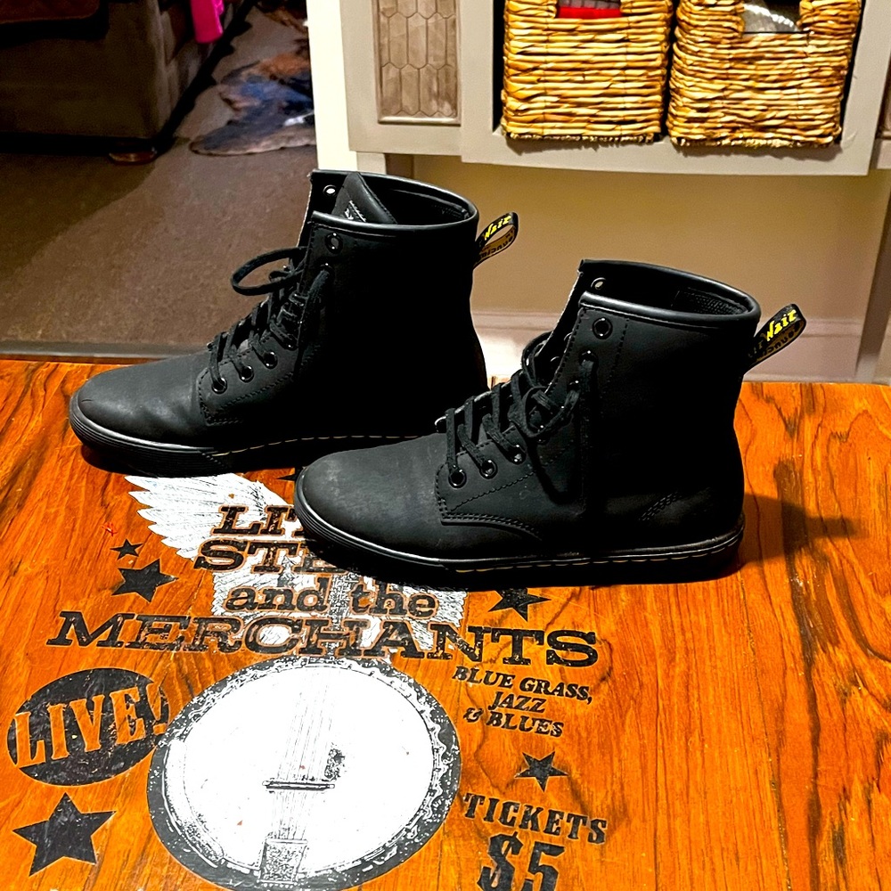 Dr. Marten’s Bouncies. Worn twice,excellent condition